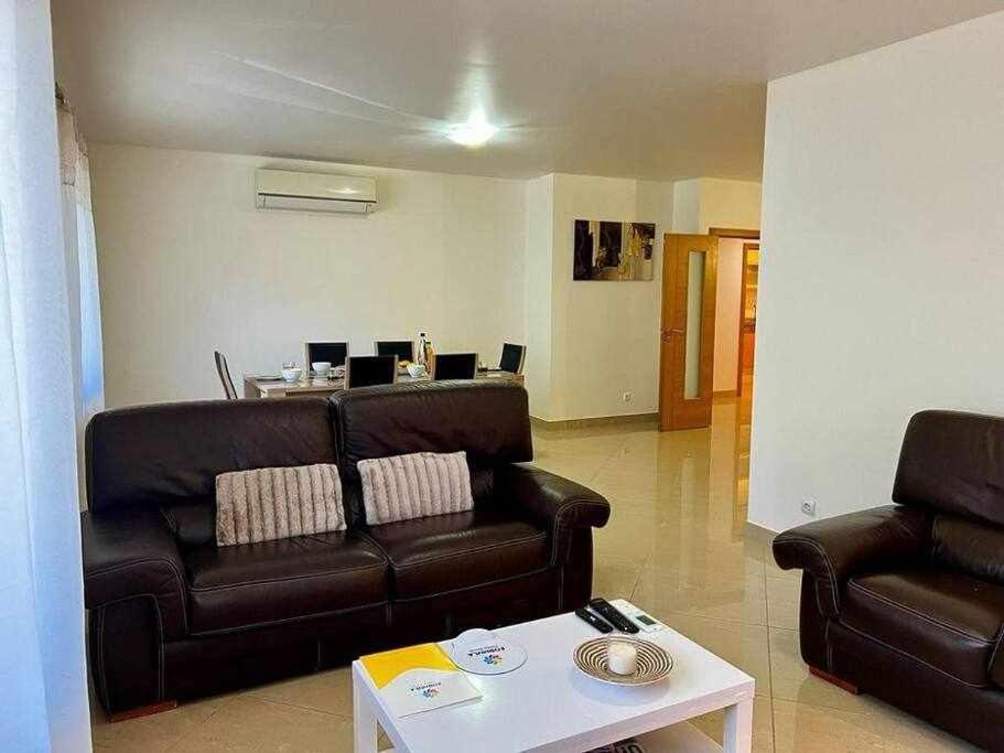 Mar E Sol By T3 Wifi E Estacionamento Apartment Quarteira Bagian luar foto